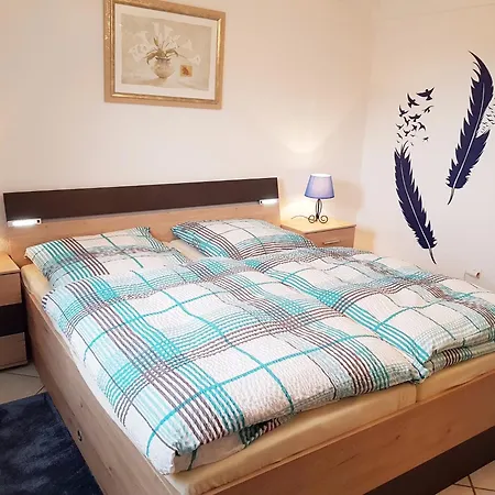 In Wissinghausen Near Lift, Cleaning Included Apartmán Medebach